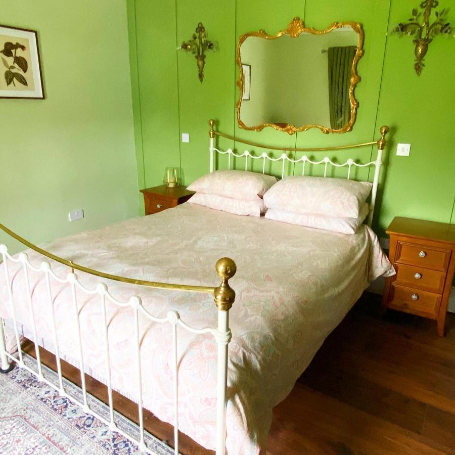 No. 1 Bridge Street Apartment เวสต์พอร์ต ภายนอก รูปภาพ